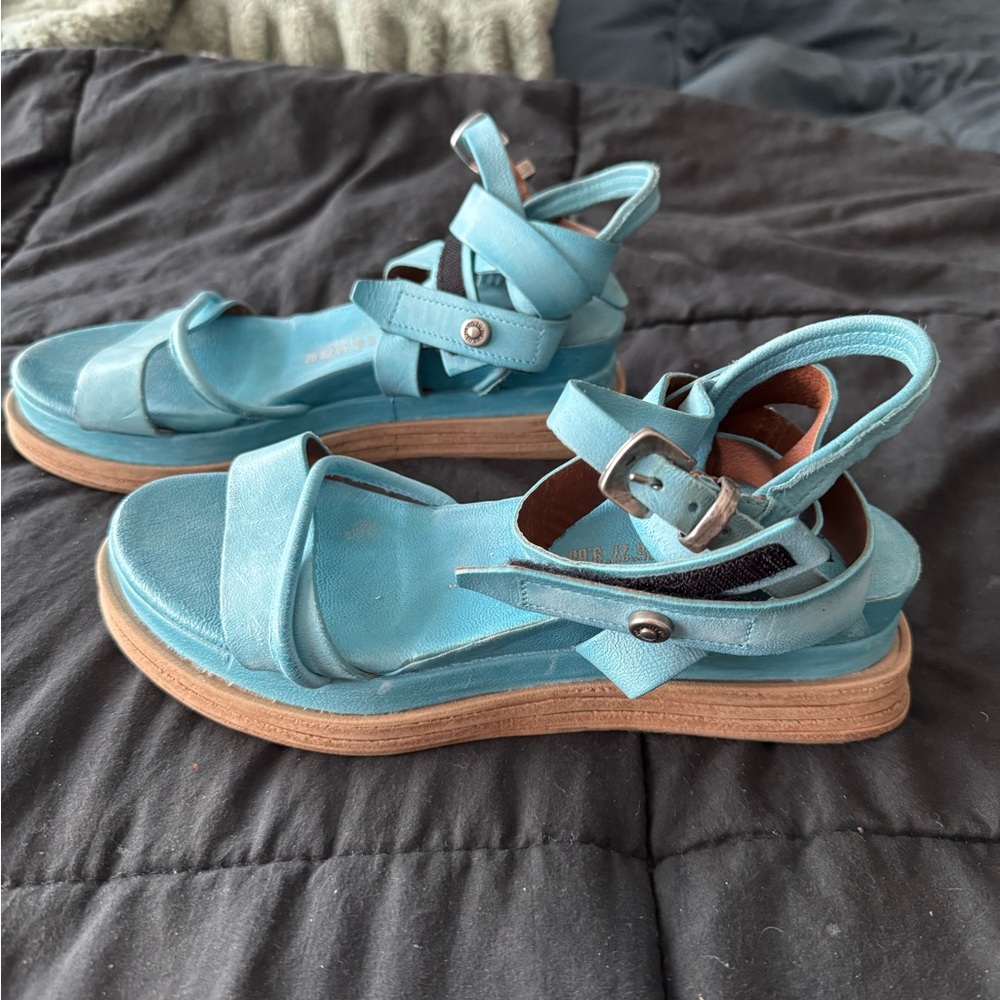 AS98 LABO Blue Strappy Sandals